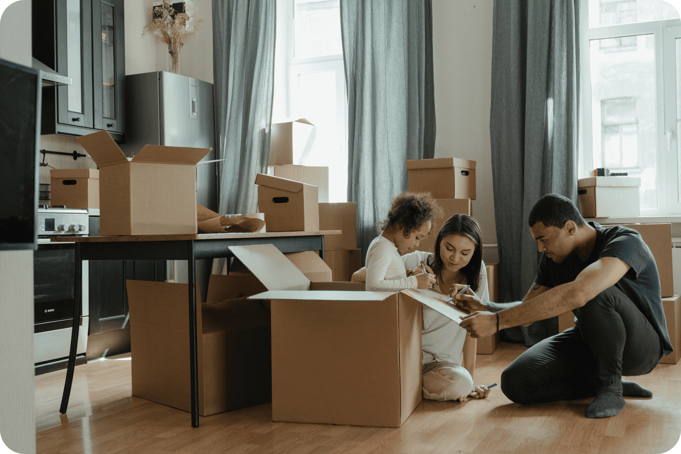 famille en plein déménagement